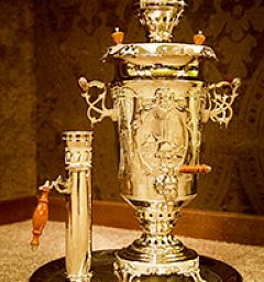 Exclusive samovar "Yasnaya Polyana" with Leo Tolstoy